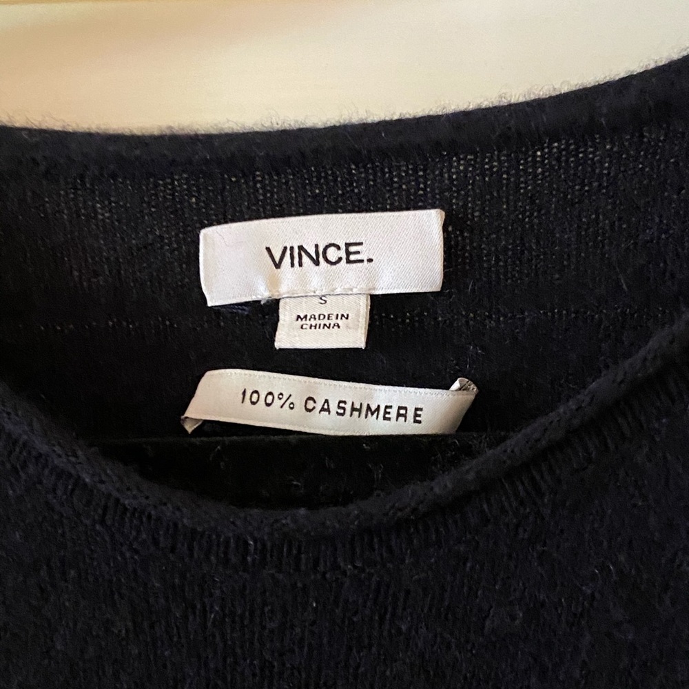 VINCE cashmere sweater- Navy Blue
